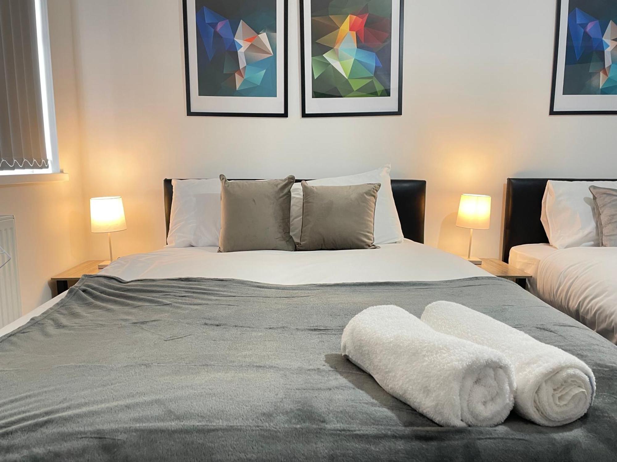 4 Bedroom 2 Bathroom Shared House - Near Bhx And Nec Birmingham Zewnętrze zdjęcie