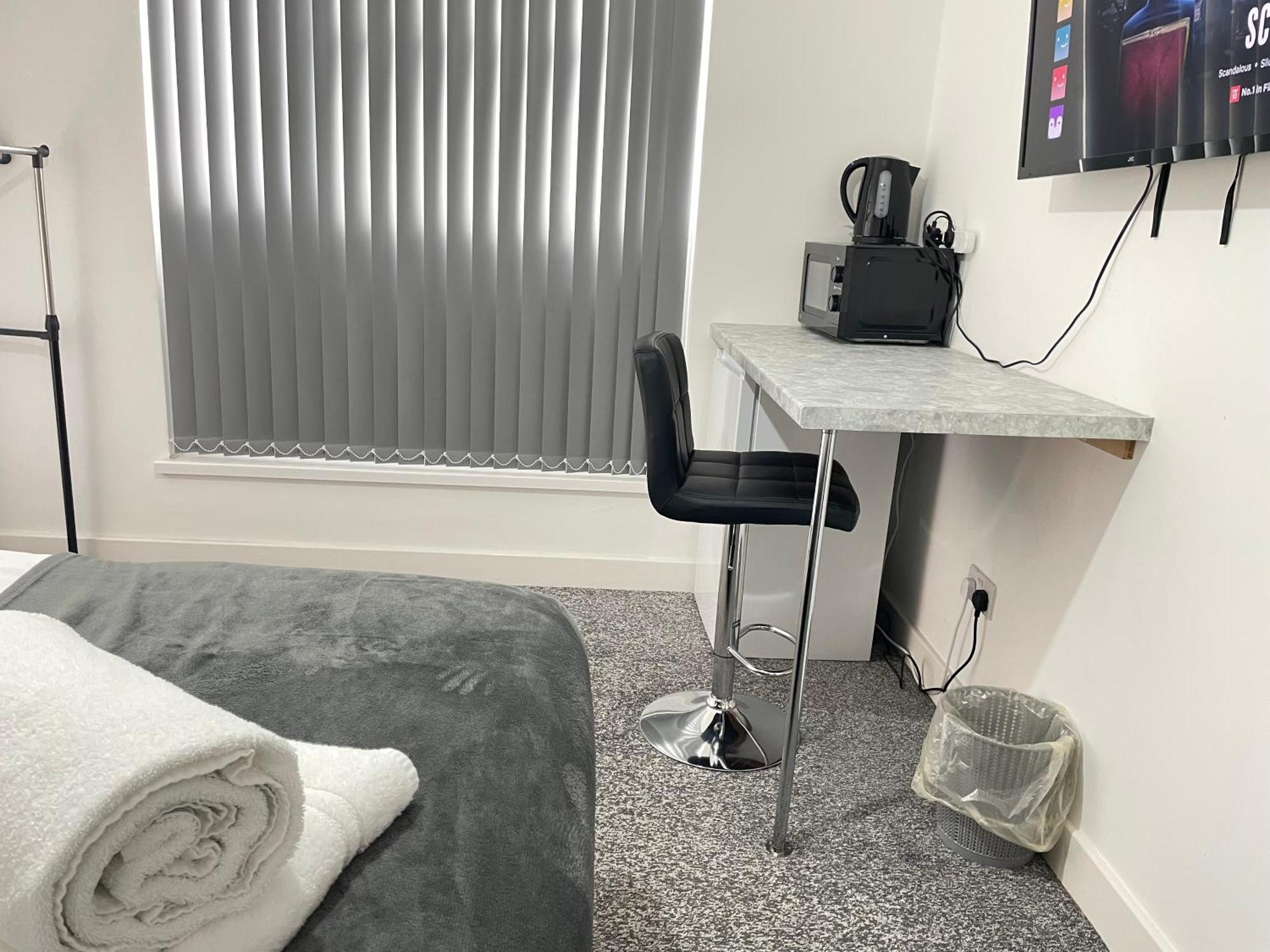 4 Bedroom 2 Bathroom Shared House - Near Bhx And Nec Birmingham Zewnętrze zdjęcie